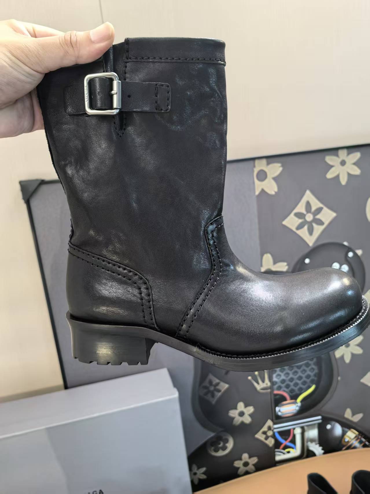 伊一 手工高定 轻奢女鞋  普阿姨中筒靴子  机车风