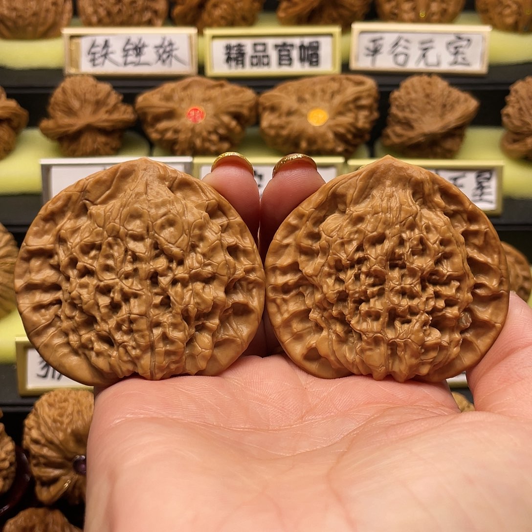 【闪购商品】吊坠文玩核桃一片真心52