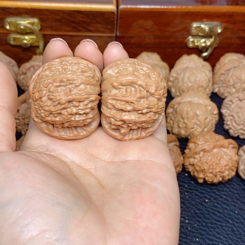 【闪购商品】文玩核桃吊坠用****3白狮子41