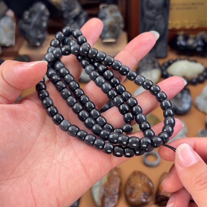 和田玉未镶嵌颈饰卡8直切