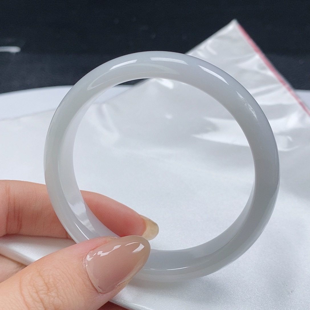 【闪购商品】翡翠手镯未镶嵌282号