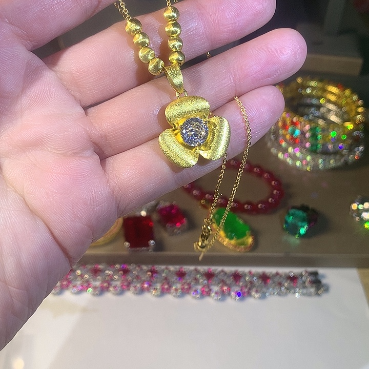 非金属15吊坠。            