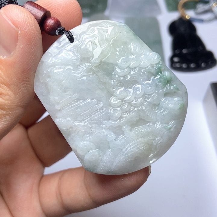 翡翠未镶嵌颈饰翡翠