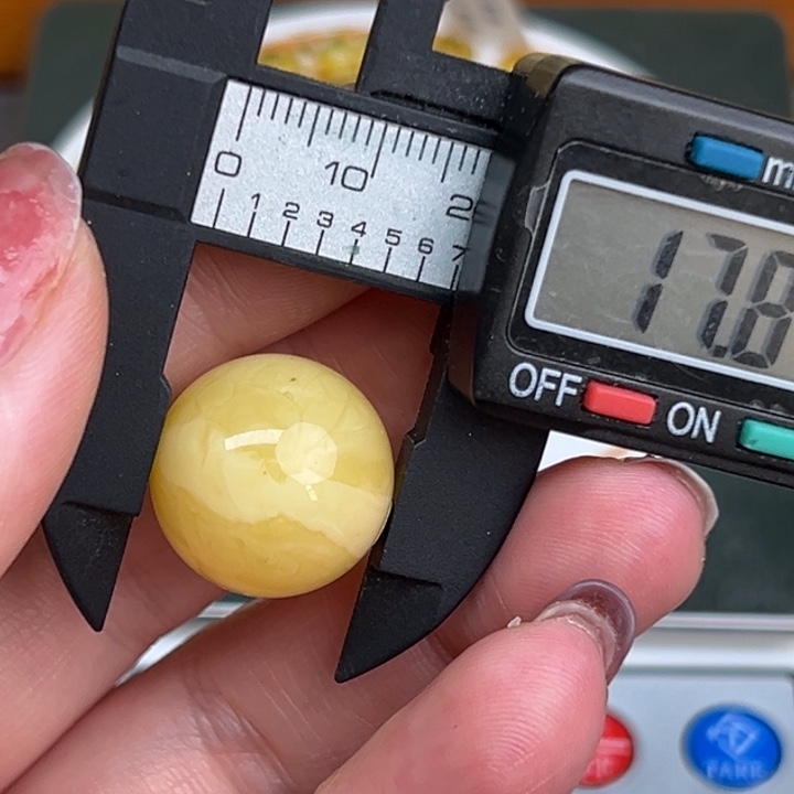 琥珀裸石未镶嵌微瑕905