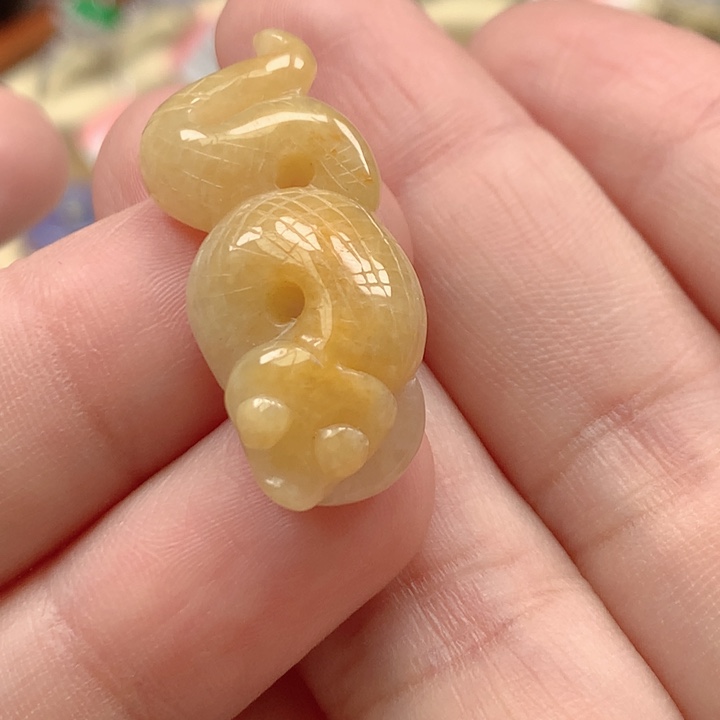 翡翠颈饰未镶嵌吊坠