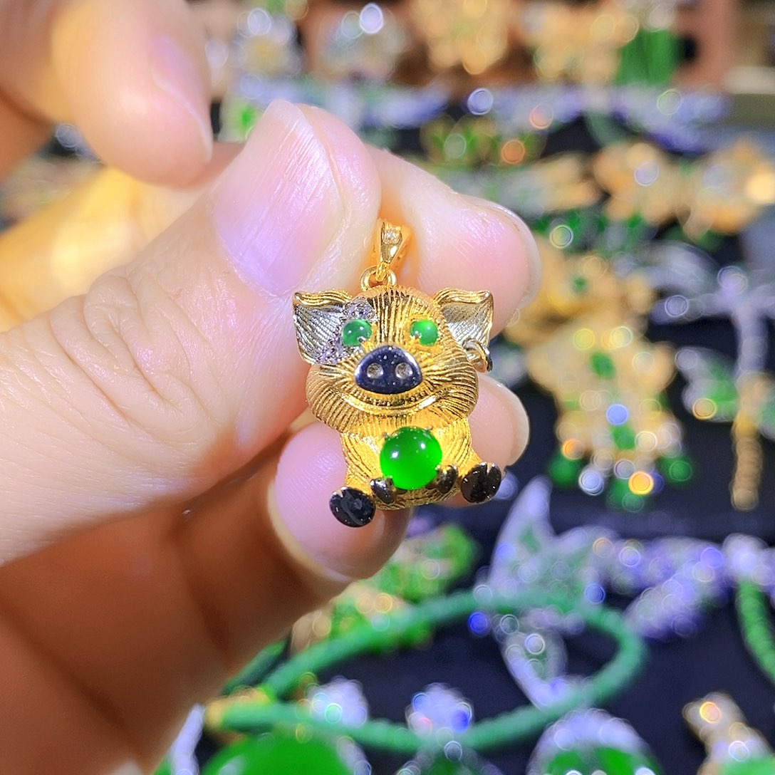 颈饰银S925镶嵌翡翠