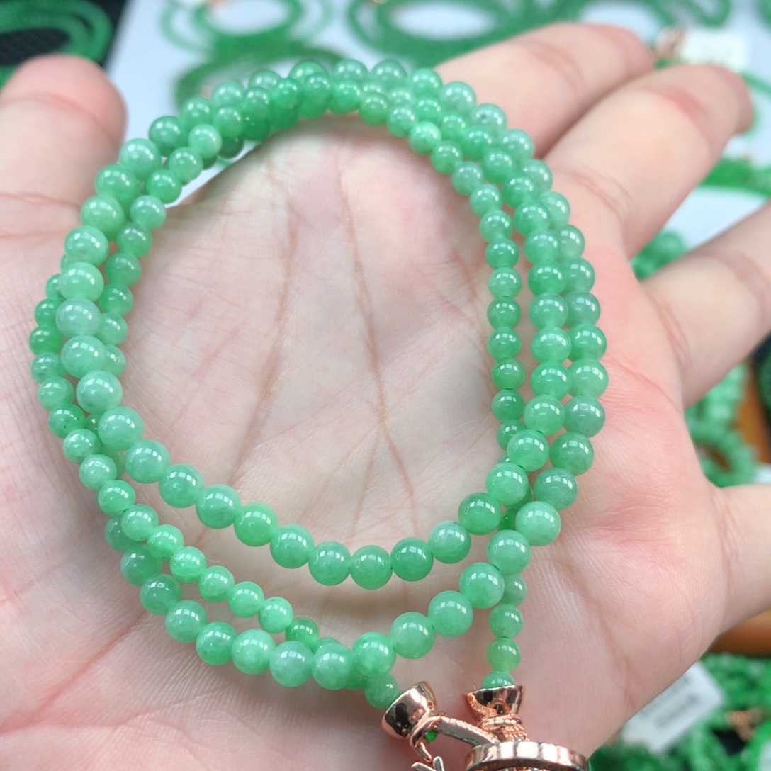 翡翠手链未镶嵌翡翠