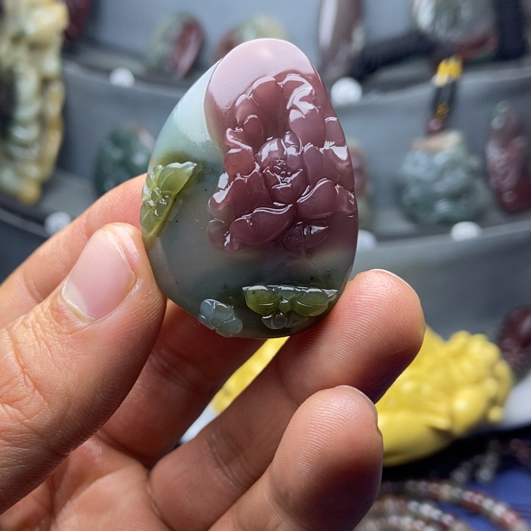 坏***事玛瑙/玉髓未镶嵌颈饰