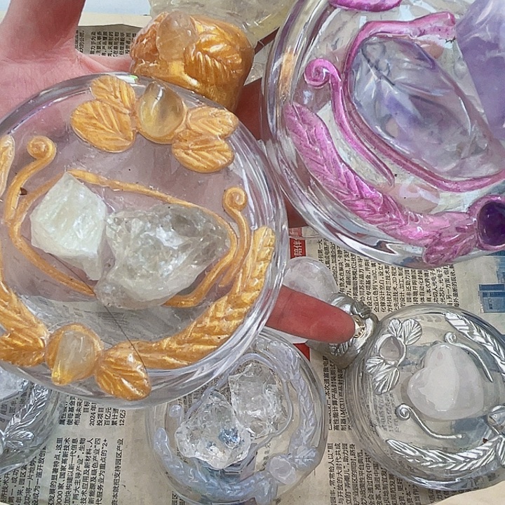 赵***亮未镶嵌水晶摆件水晶