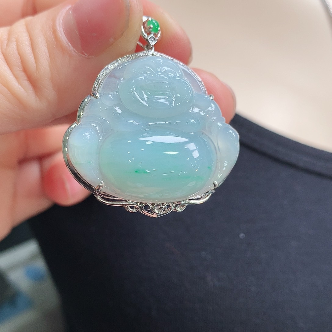 翡翠颈饰18K金镶嵌平安扣