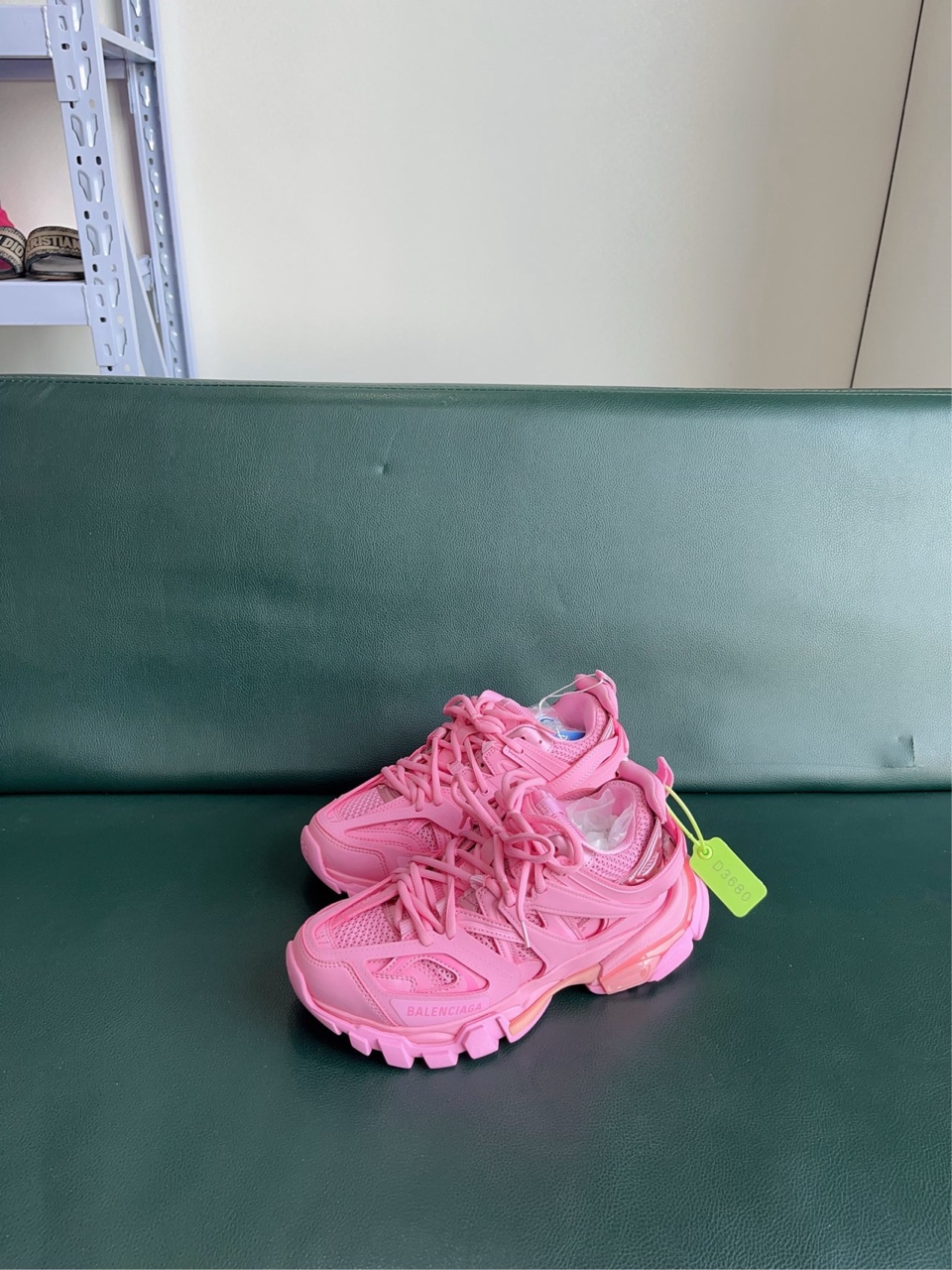 99新 Balenciaga/巴黎世家 track粉 37码 编码d三六八零