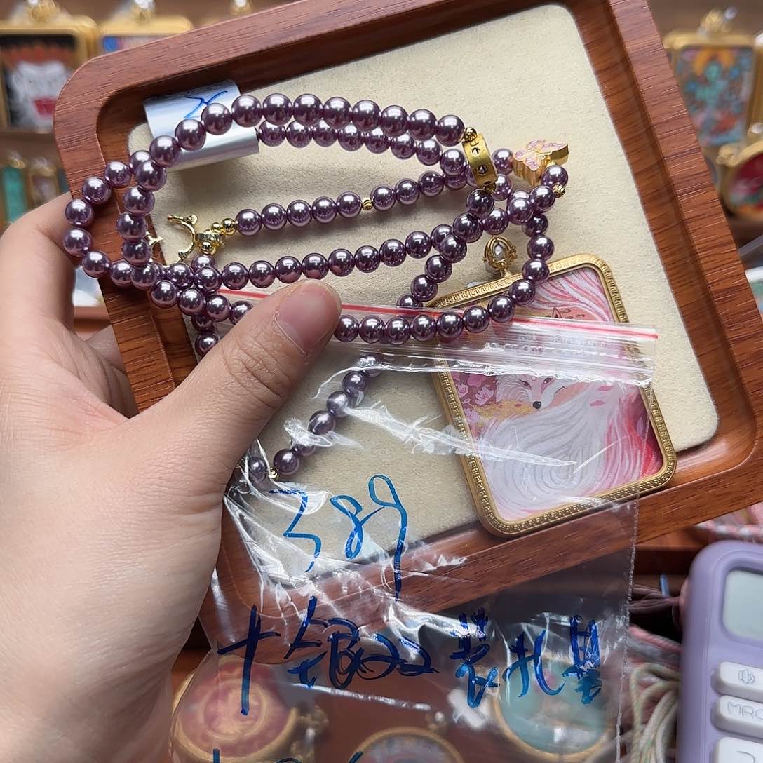 吊坠?****?古祥手绘唐卡