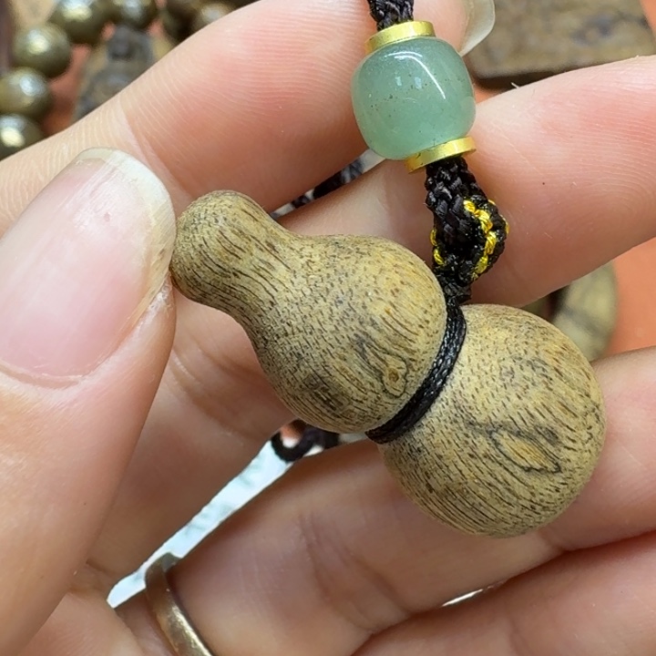 大叶紫檀（黑酸枝木类）