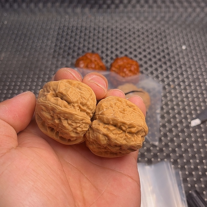 吊坠文玩核桃文玩核桃的