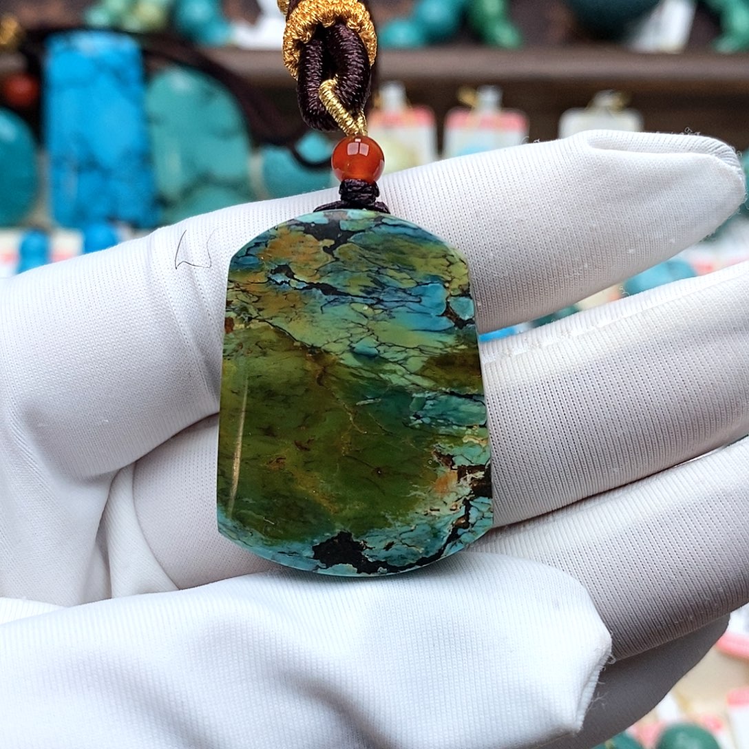 绿松石未镶嵌珠宝奇石