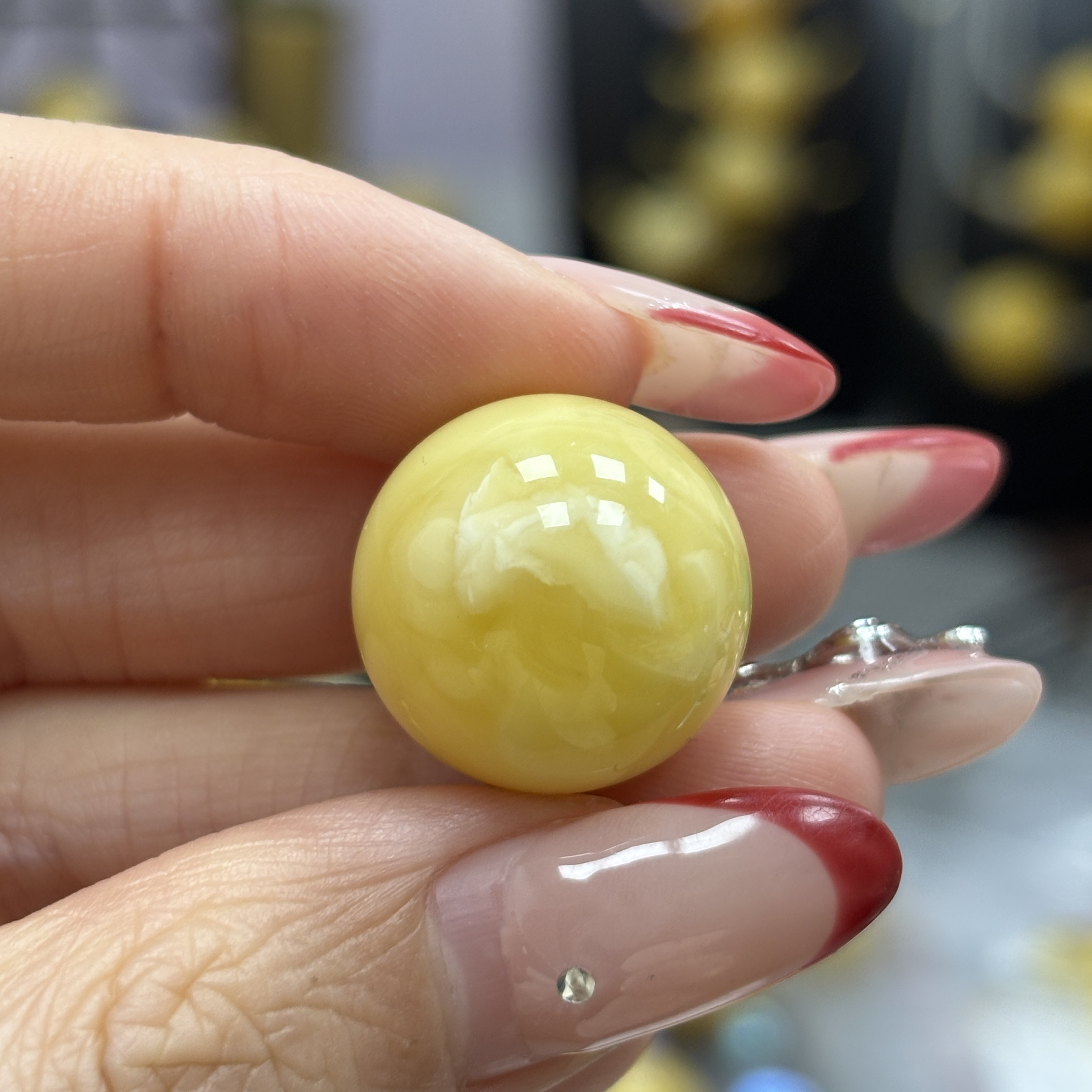 18.0mm瑕疵· 小妖珠宝天然原矿琥珀蜜蜡