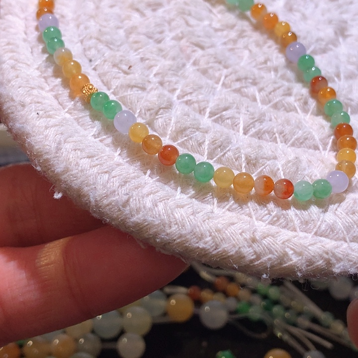 翡翠颈饰未镶嵌多宝手串