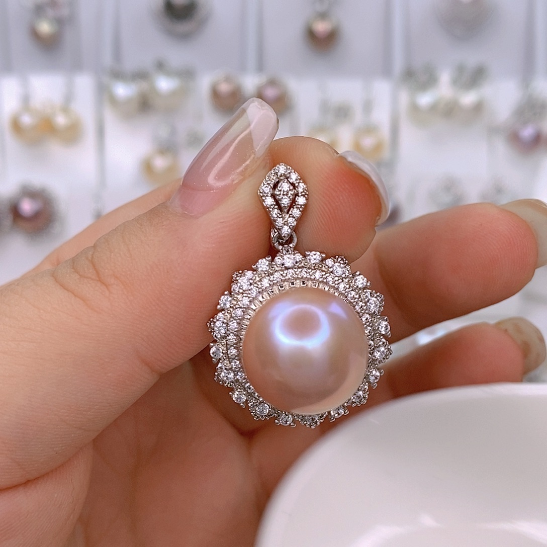 颈饰未镶嵌淡水珍珠