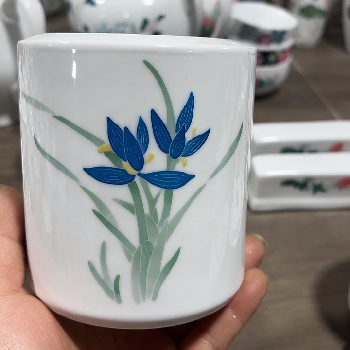 陶11公分高度，笔筒，笔筒，笔筒