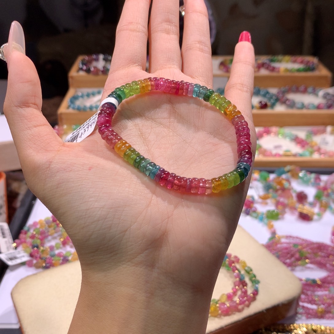 未镶嵌多样性发货其一碧玺