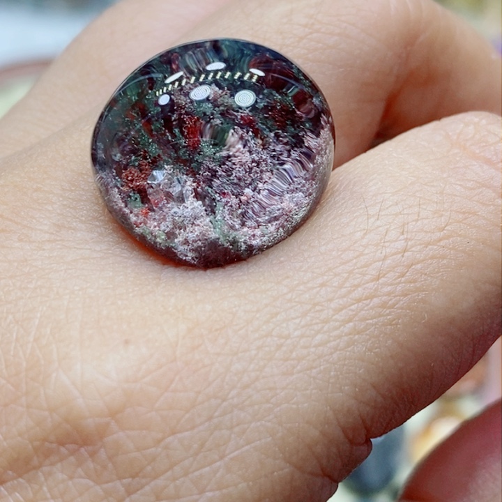 未镶嵌颈饰水晶炸****鬼水晶