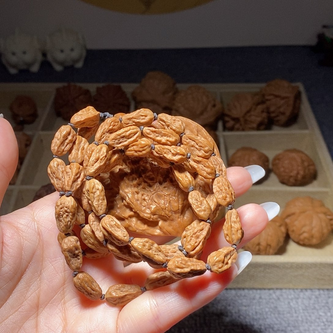 把件文玩核桃异形脖挂