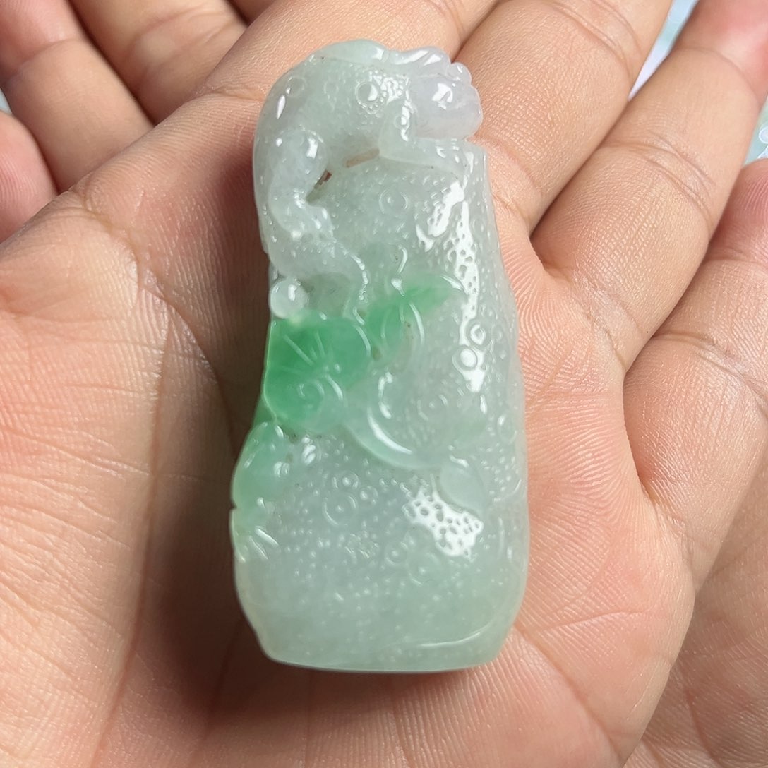 【闪购商品】翡翠颈饰未镶嵌天然