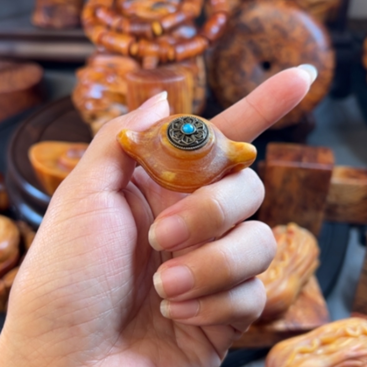 【闪购商品】松木（琥珀木）把件