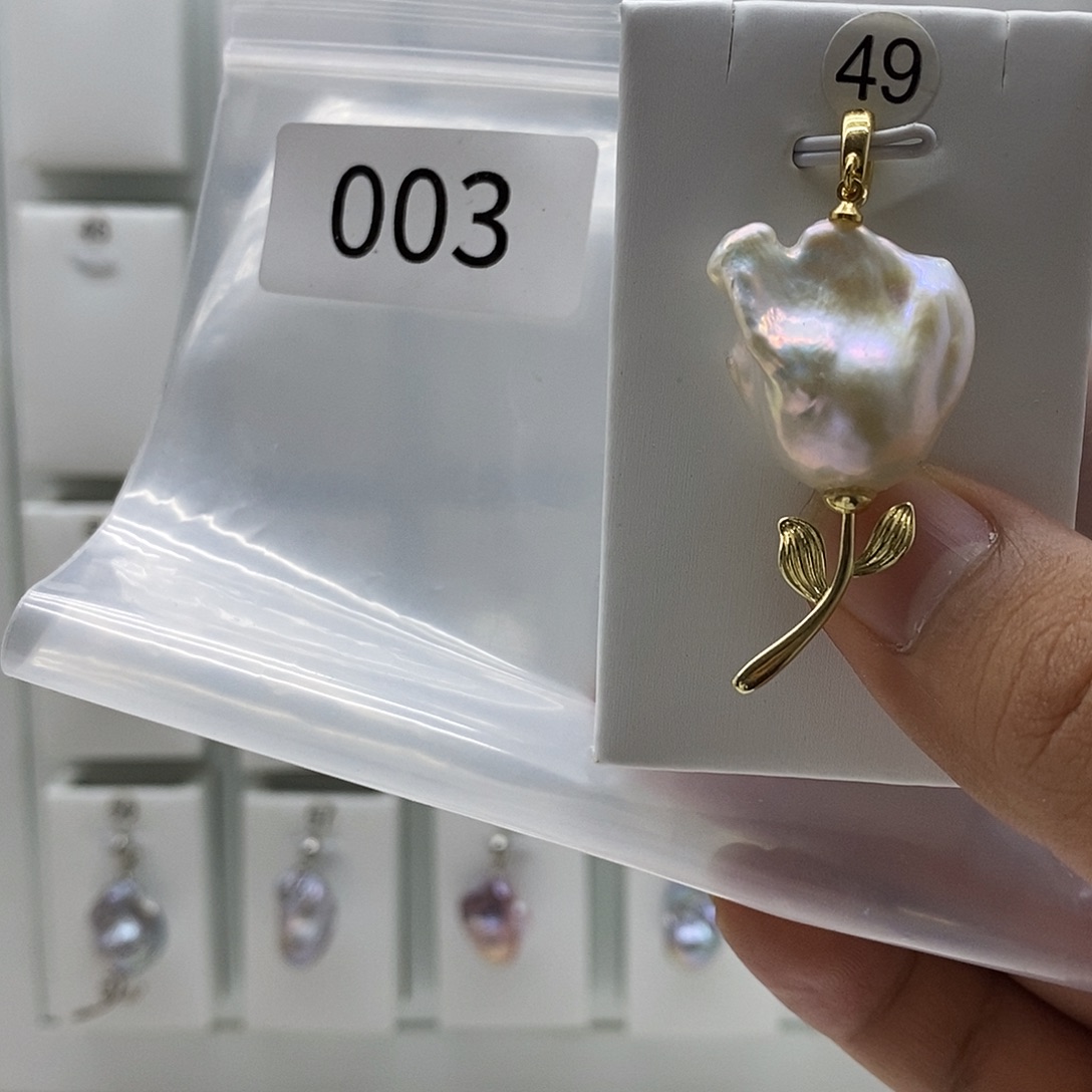 合金淡水珍珠颈饰