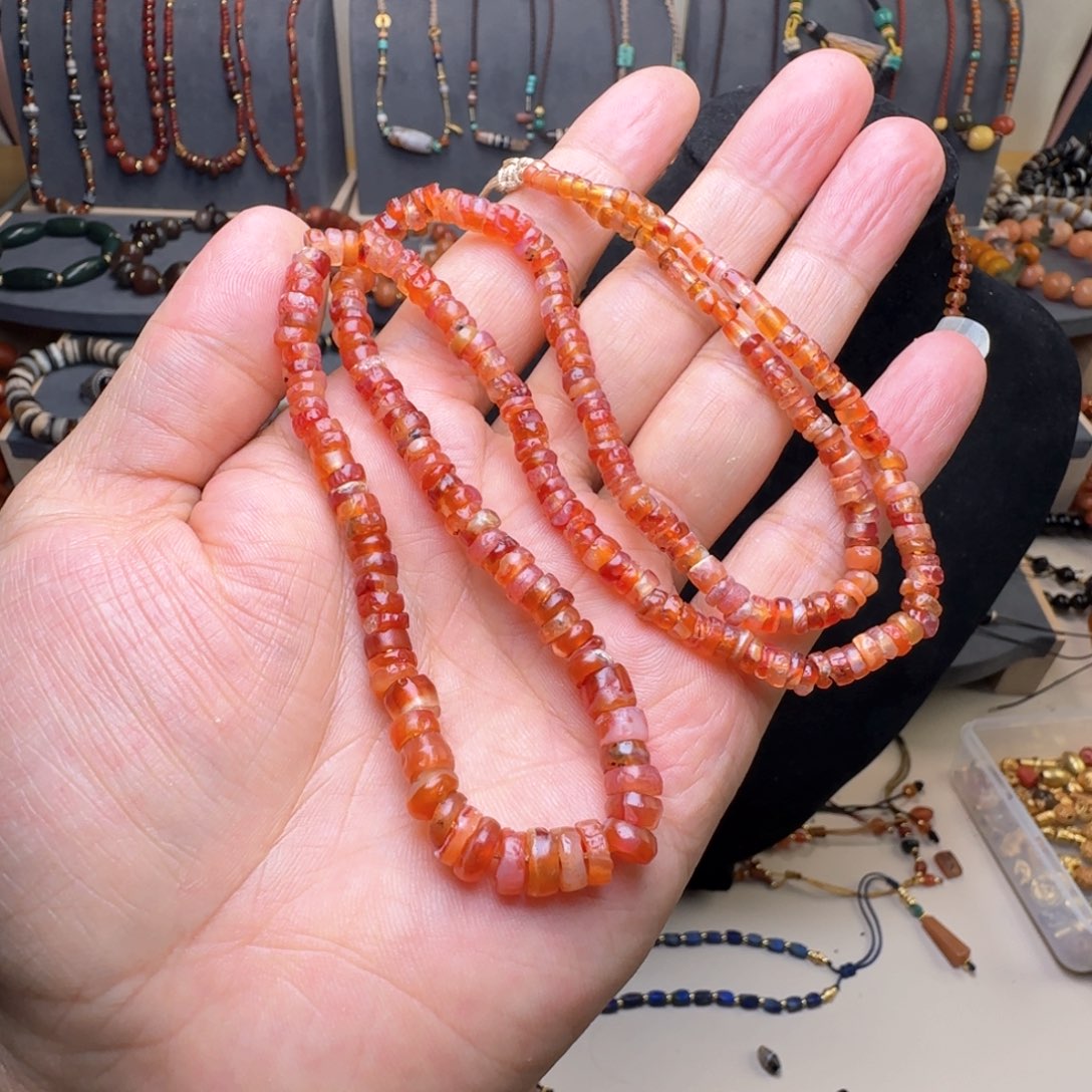 玛瑙/玉髓颈饰未镶嵌