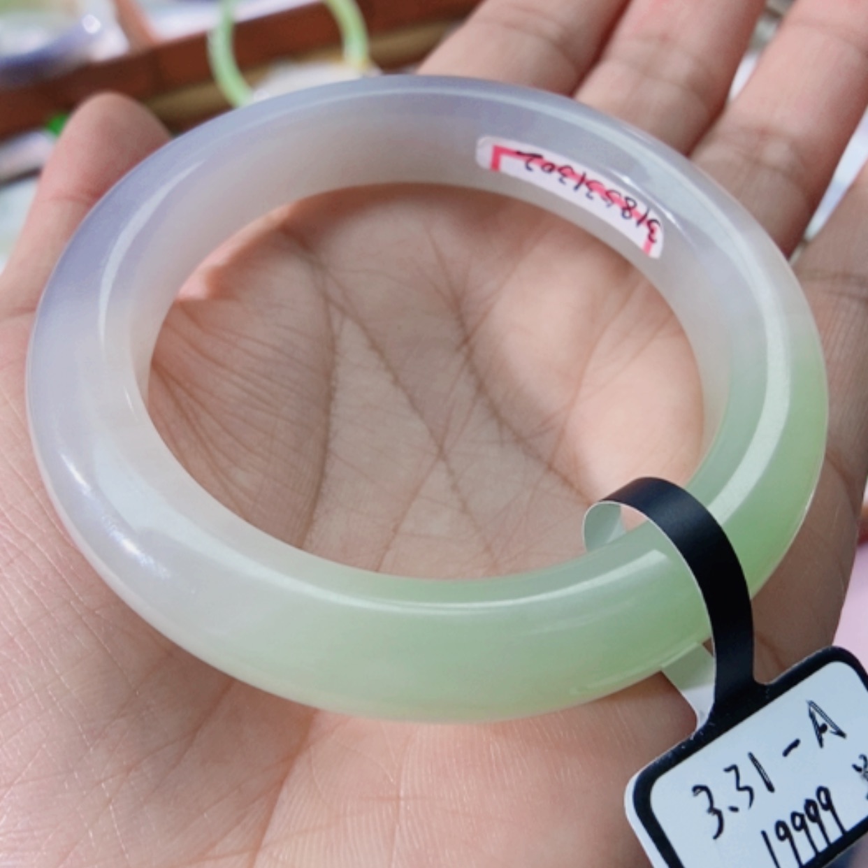 【闪购商品】未镶嵌手镯和田玉（翠青玉）