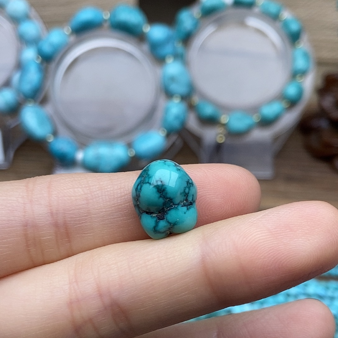 绿松石未镶嵌玻璃级玉化绿随行