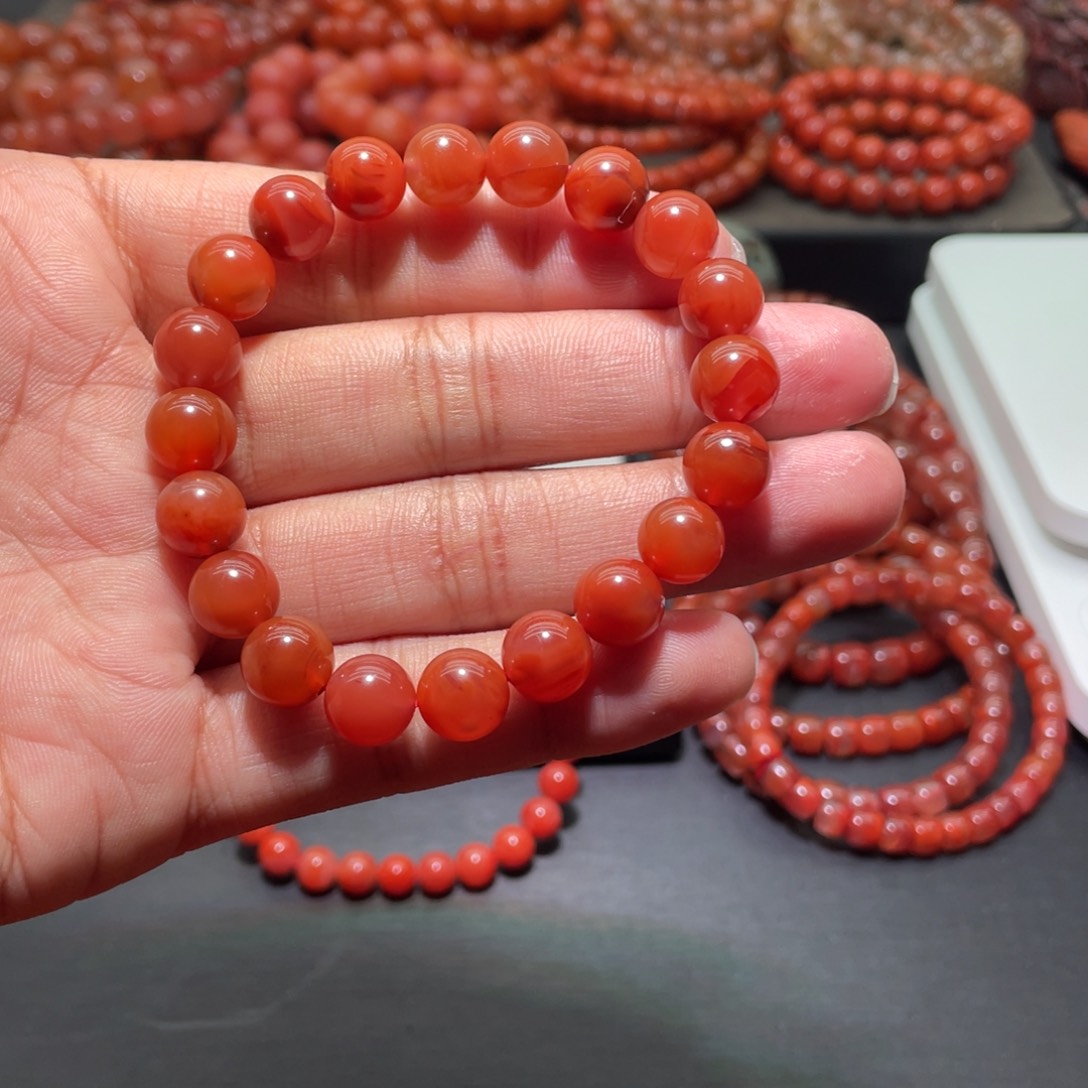南红玛瑙手链未镶嵌