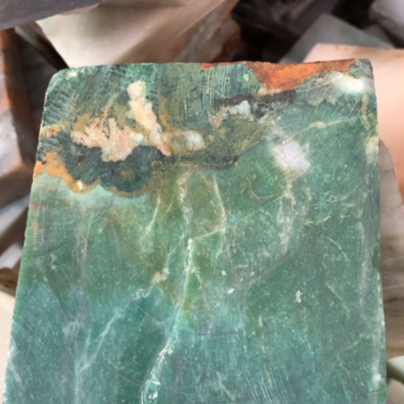 【闪购商品】未镶嵌手镯（圆镯）石英岩玉非洲翠