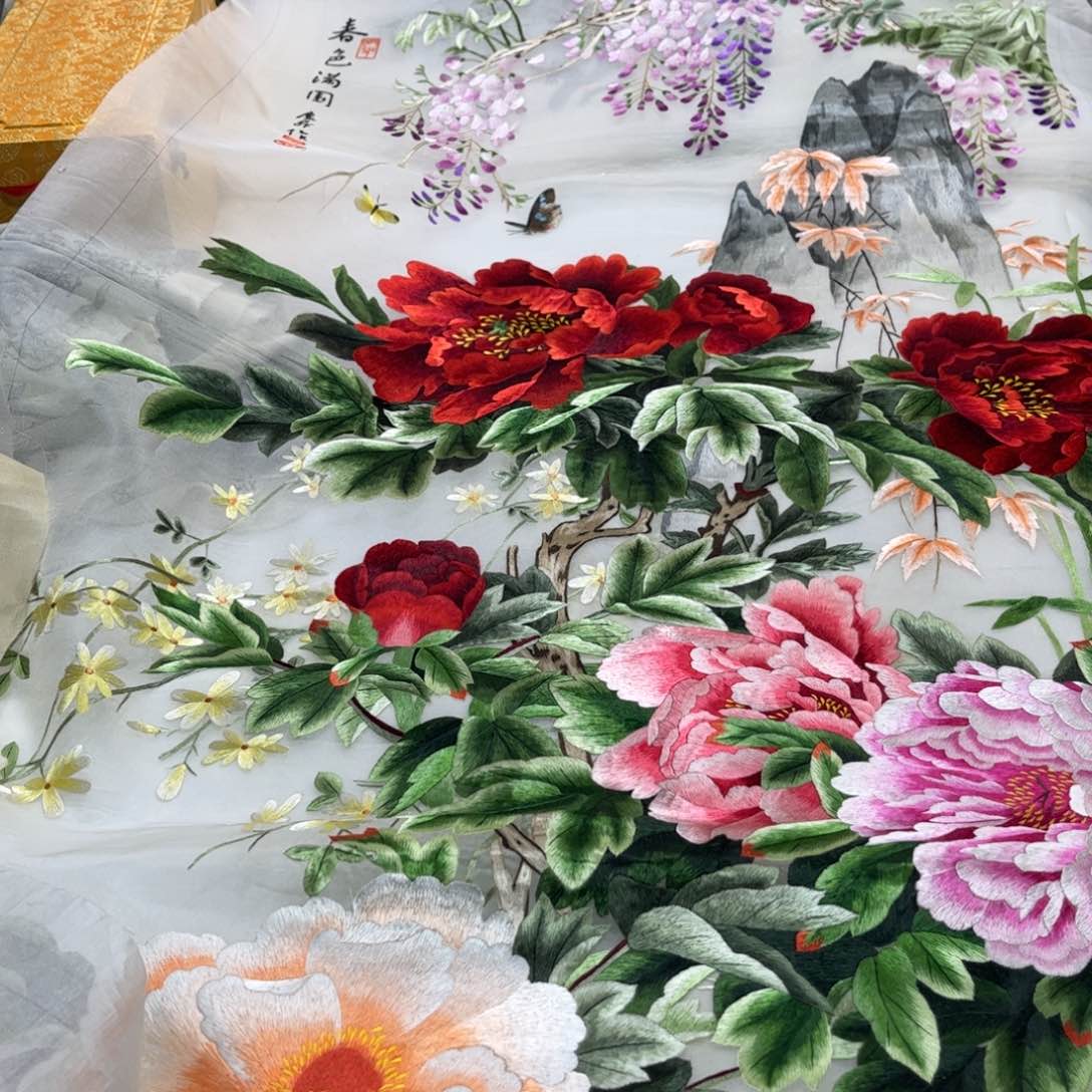 刺绣虫*?纯手工制作工艺制作