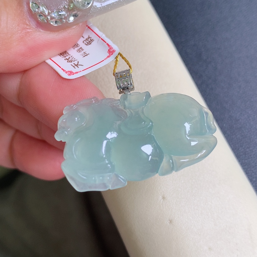 【闪购商品】翡翠颈饰18K金镶嵌唐马