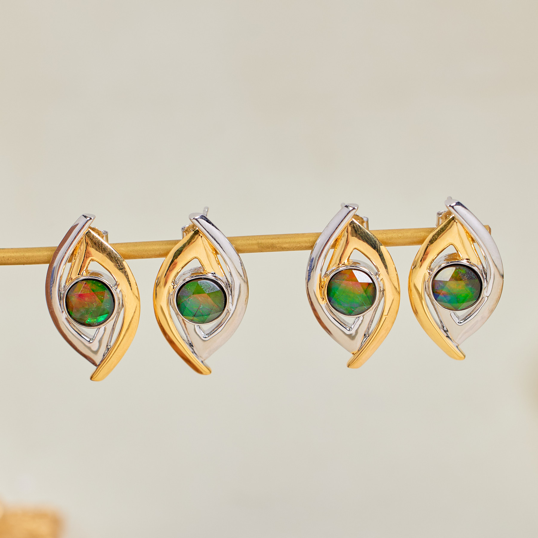 【歪歪】班彩石 天使之眼耳钉（多样性发一）XB-J3074