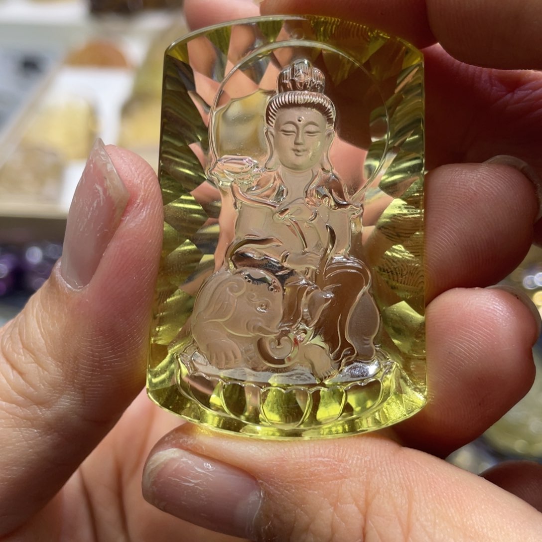 水晶颈饰未镶嵌定制
