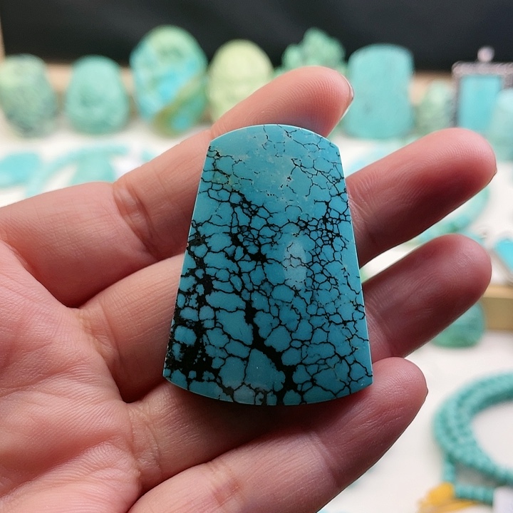 绿松石配饰未镶嵌