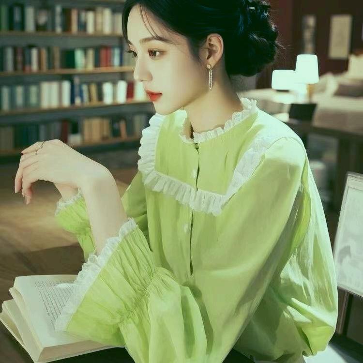 蕾丝拼接绿色衬衫女2025新款春秋新款小众穿搭小衫