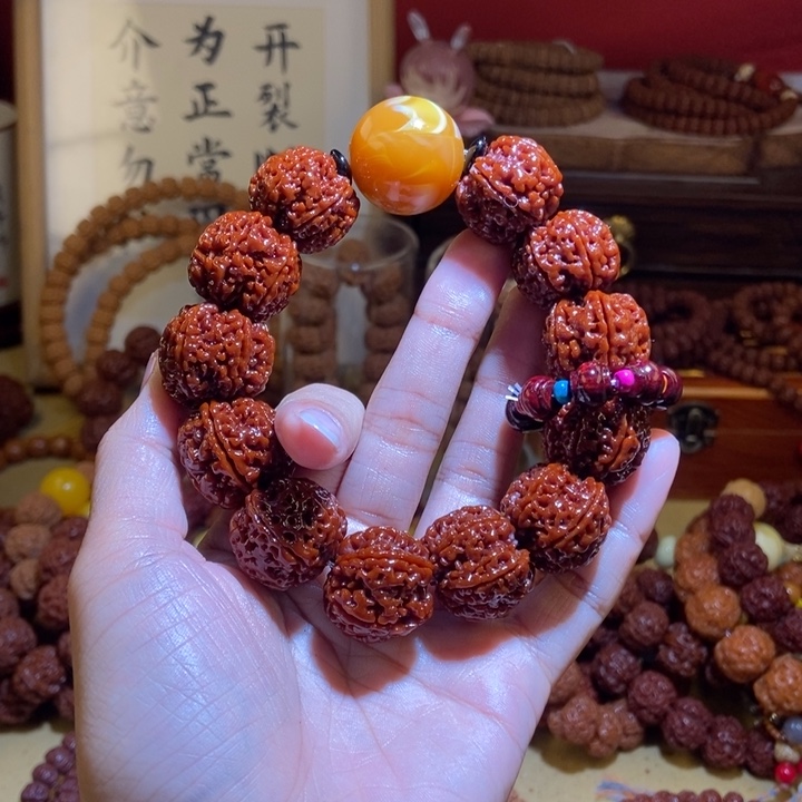 吊坠金刚菩提华**忙226玉化