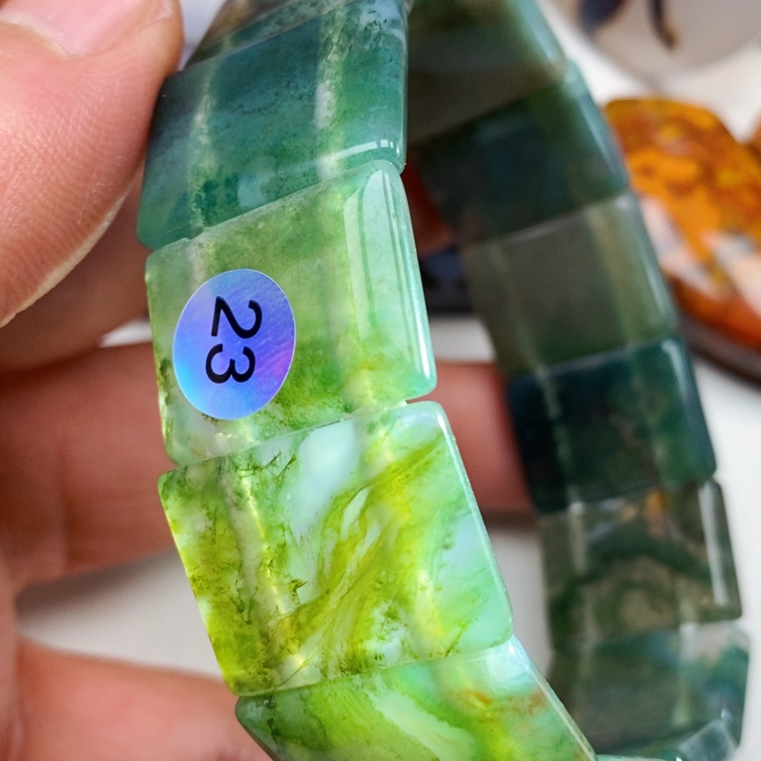 晓***红玛瑙/玉髓未镶嵌颈饰