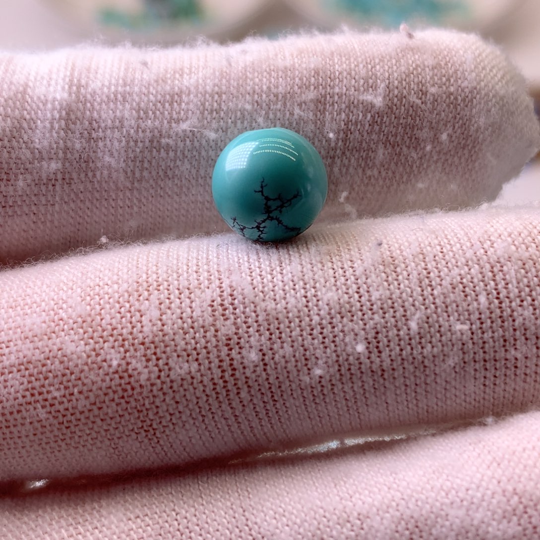 绿松石未镶嵌挂件