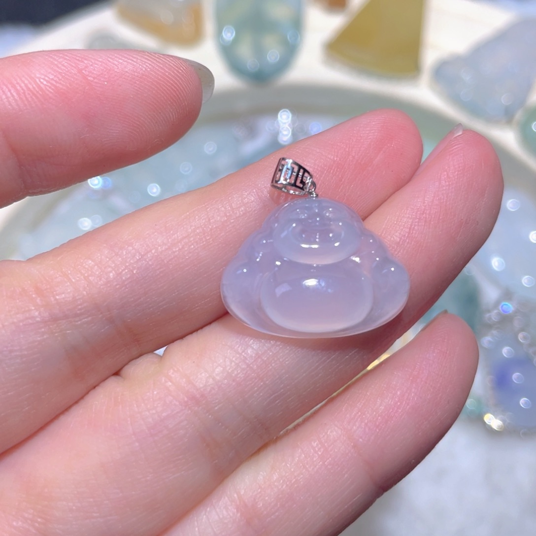 翡翠18K金镶嵌颈饰翡翠