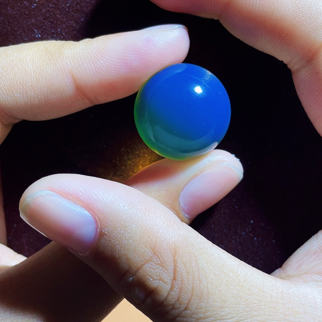 蓝珀裸石未镶嵌异色珀2.0珠子