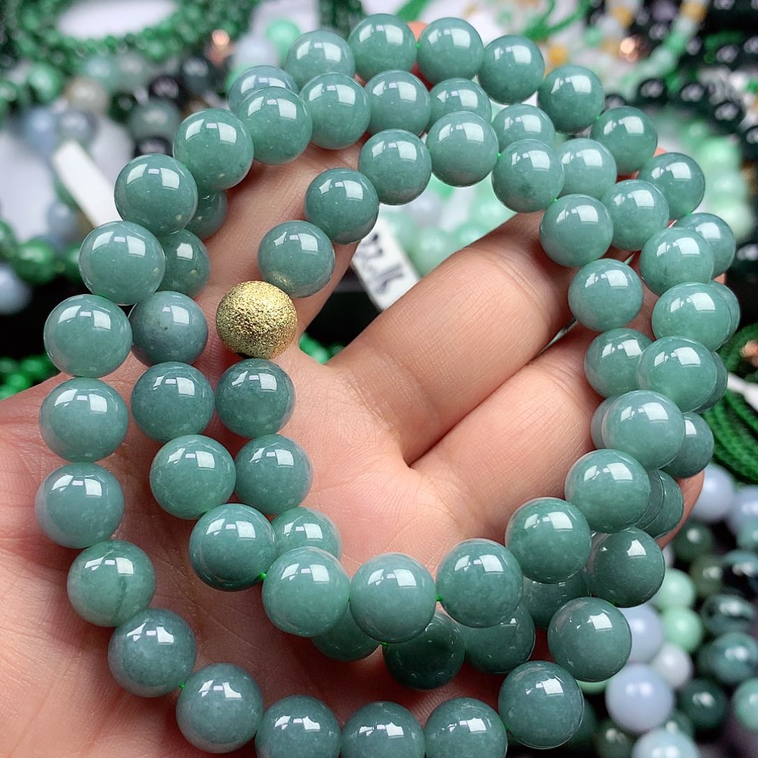 翡翠颈饰未镶嵌项链