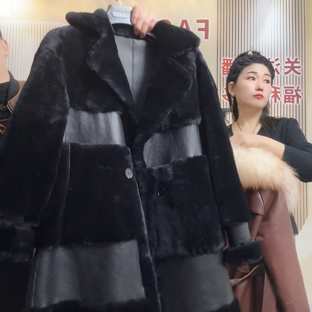 林***馆莉莉家时尚女装皮草353