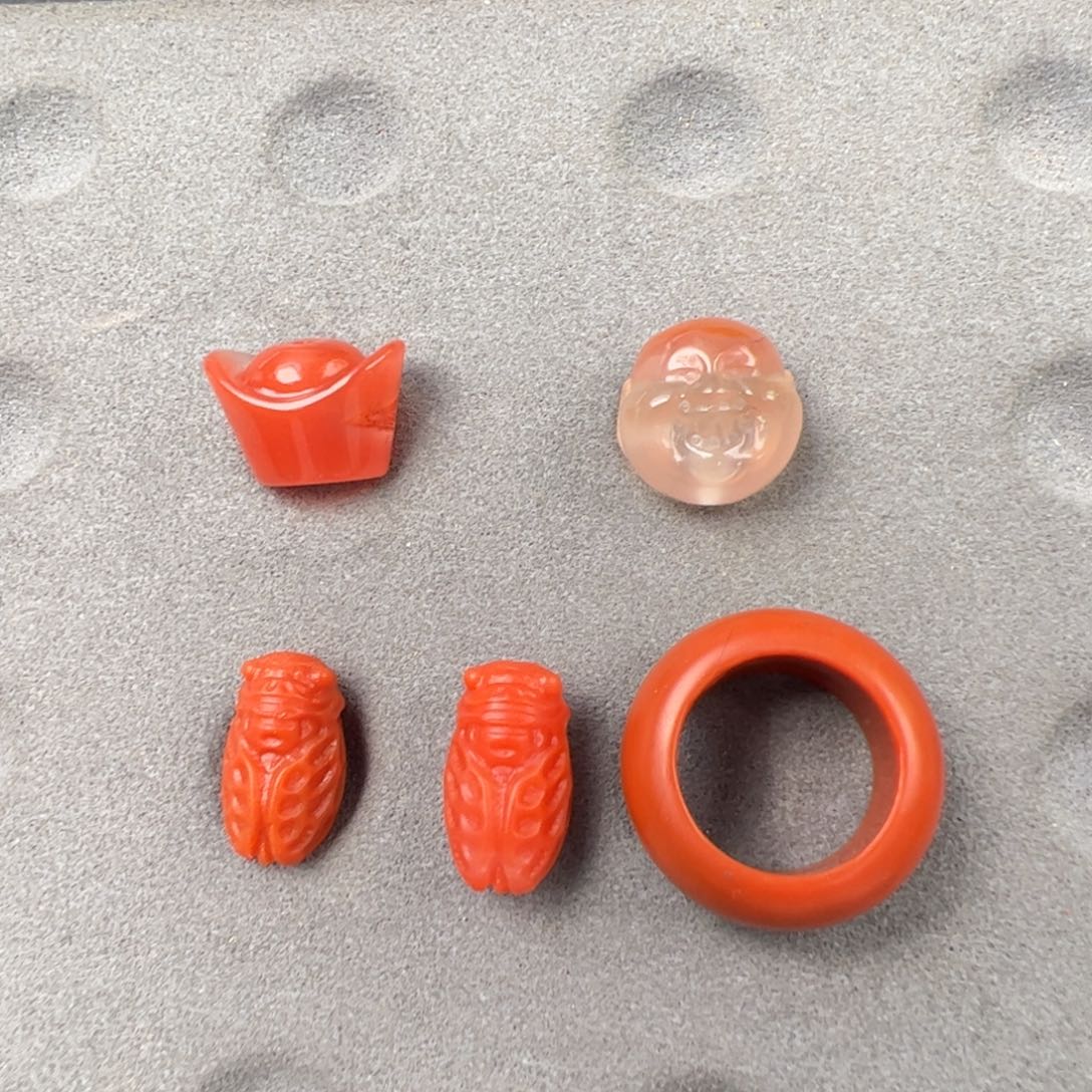 南红玛瑙未镶嵌（配饰套装8-12mm。  A9