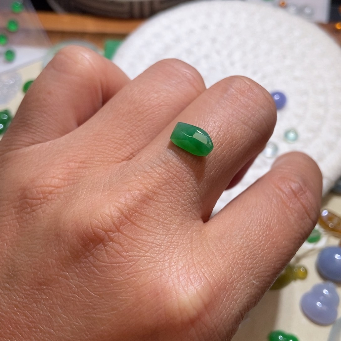 未镶嵌定制翡翠翡翠10.9/5.6/3.7