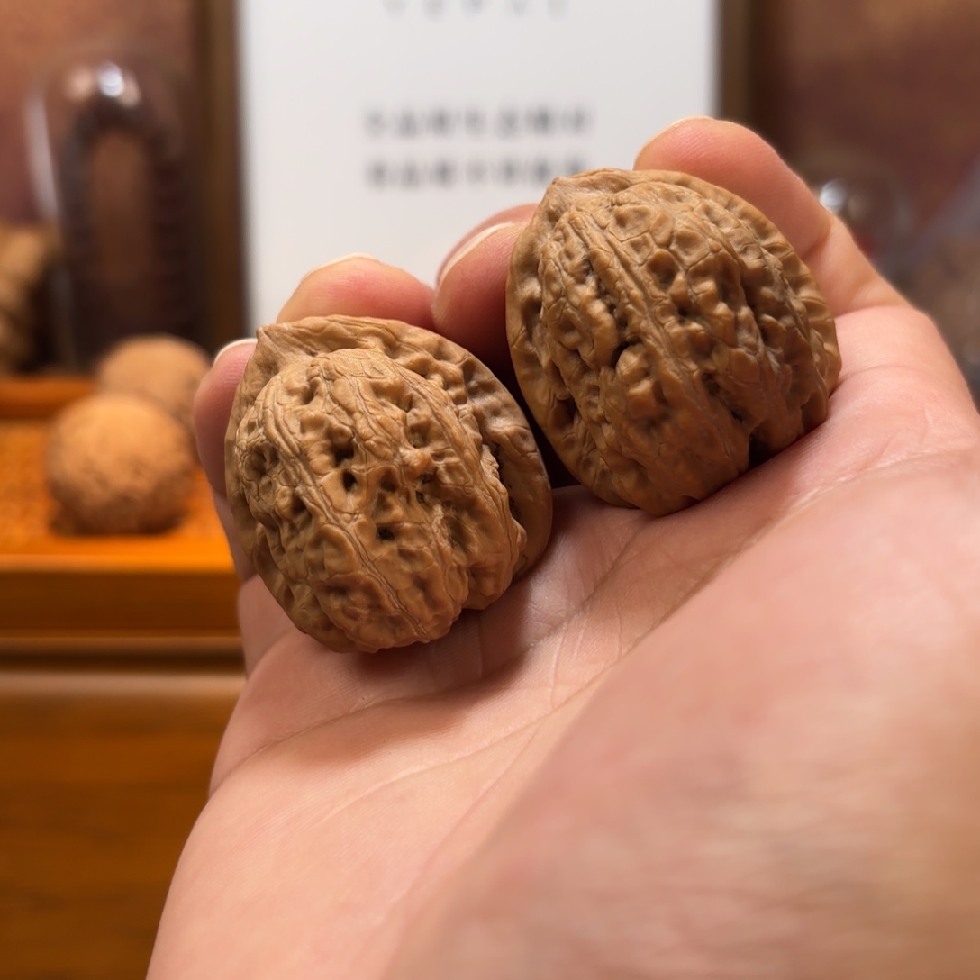 文玩核桃吊坠赤龙鸡心Q5586